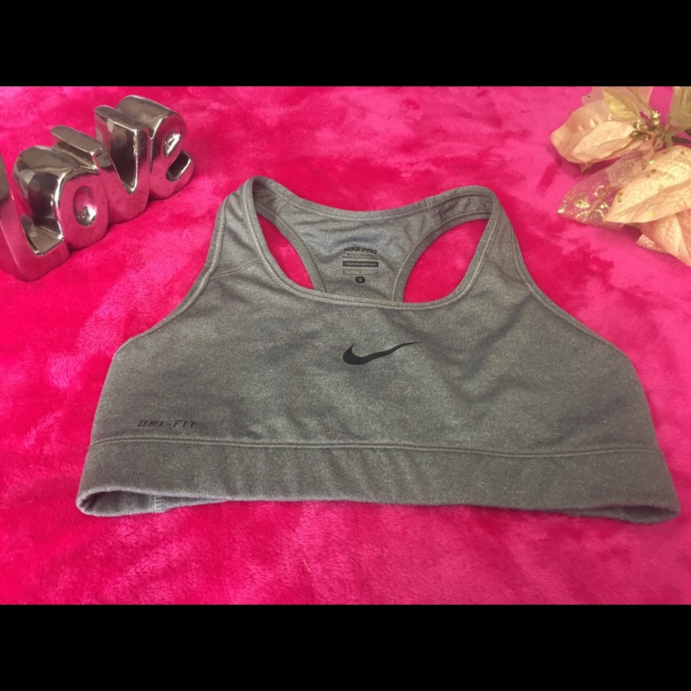 Nike pro sport bra